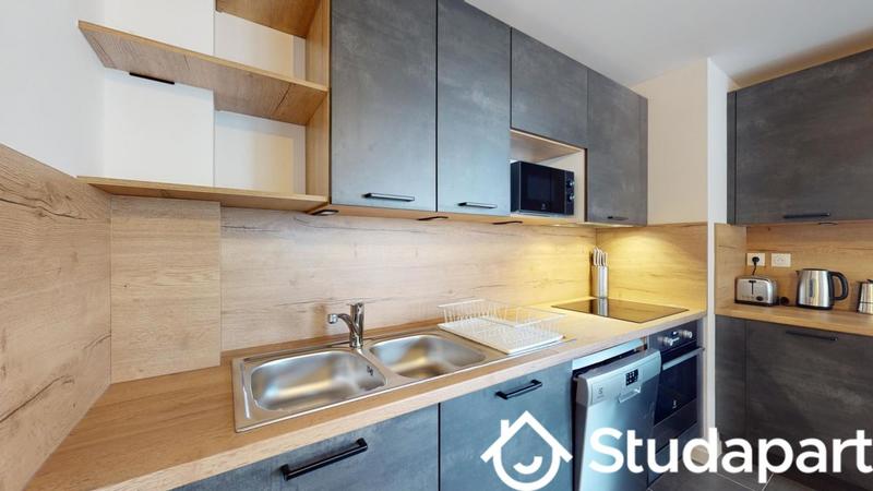 Chambre - 13 m² - 1 pièce