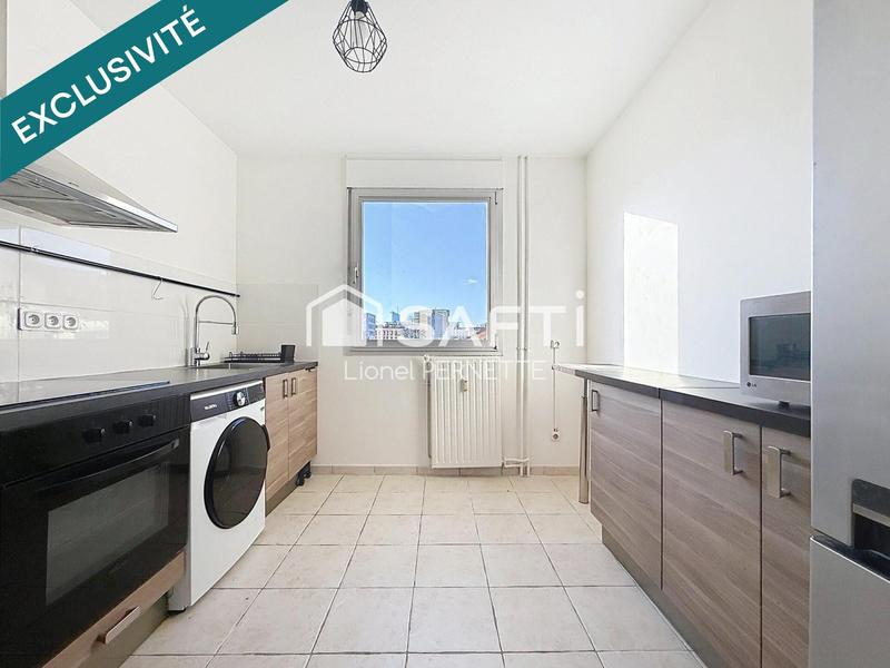 Appartement - 90 m² - 4 pièces