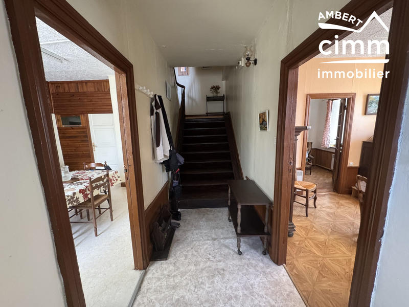 Maison - 131 m² - 13 pièces