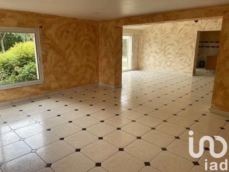 Maison - 200 m² - 6 pièces