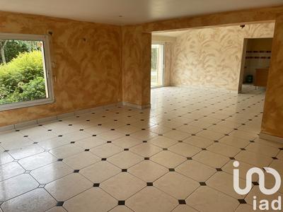 Maison - 200 m² - 6 pièces