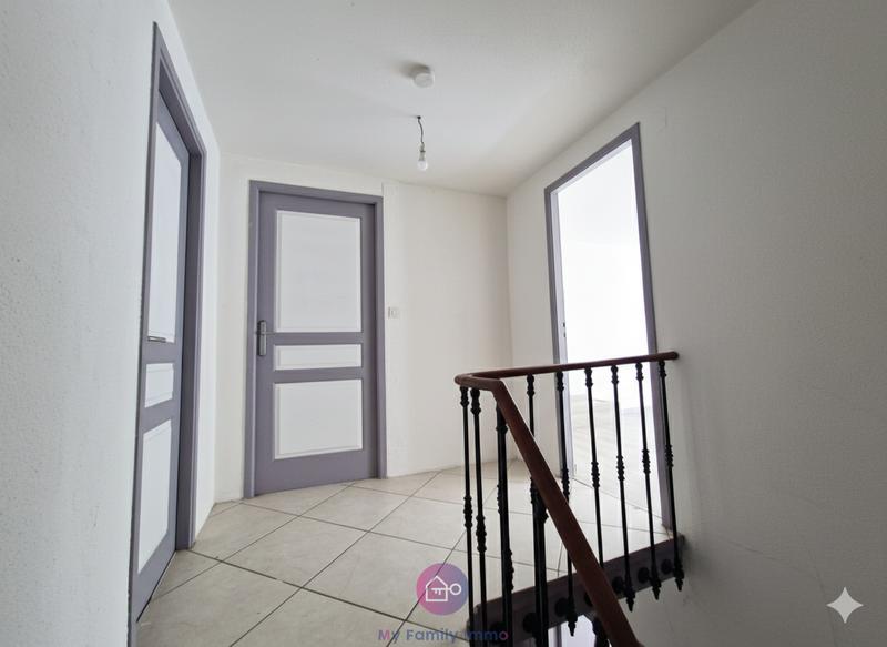 Maison - 121 m² - 6 pièces