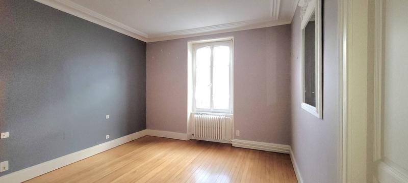 Maison - 160 m² - 8 pièces