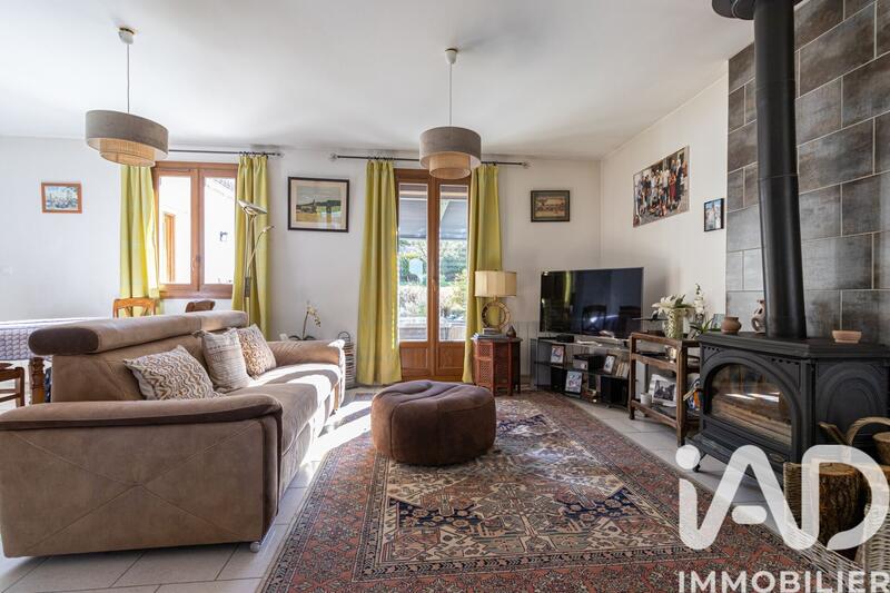 Maison - 105 m² - 5 pièces