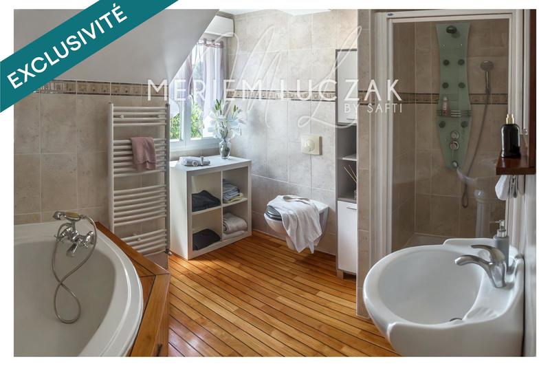 Maison - 185 m² - 7 pièces