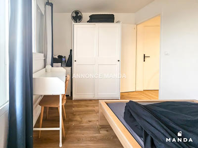 Chambre - 10 m² - 5 pièces