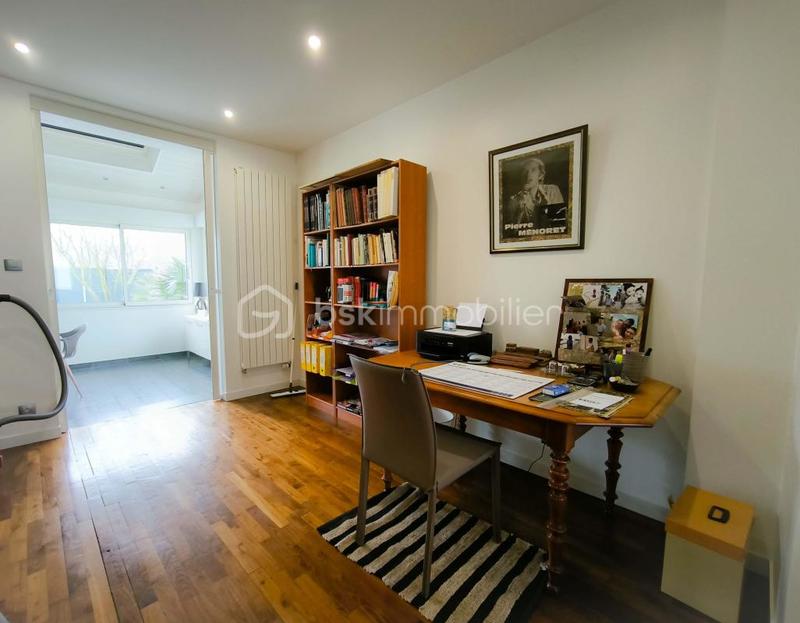 Maison traditionnelle - 164 m² - 6 pièces