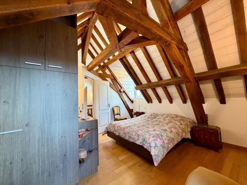 Maison - 160 m² - 8 pièces