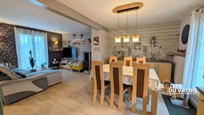 Maison - 98 m² - 4 pièces