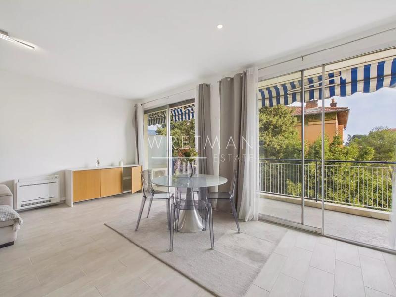 Appartement - 82 m² - 3 pièces