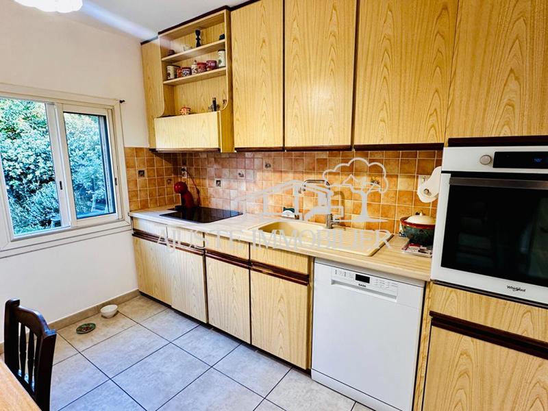 Maison - 91 m² - 5 pièces