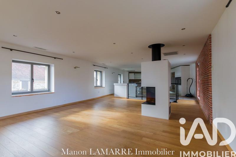 Maison - 181 m² - 7 pièces