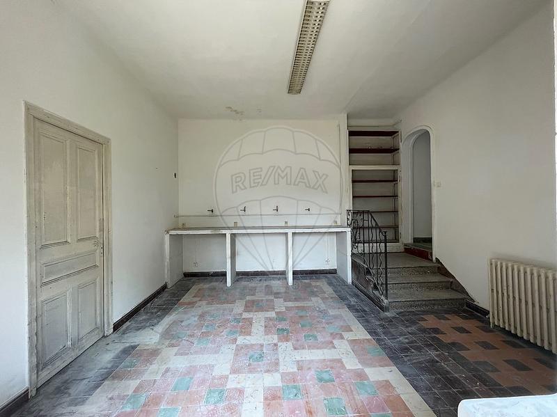 Bureau - 250 m² - 6 pièces