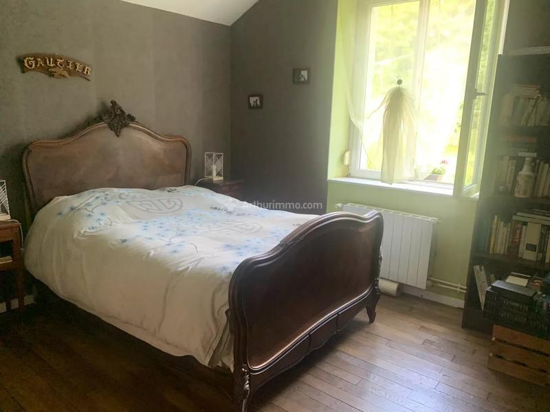 Maison - 185 m² - 10 pièces