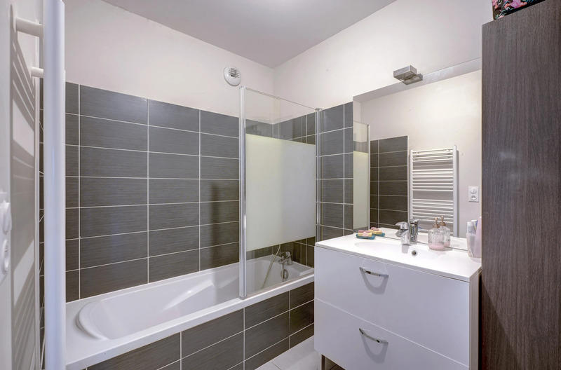 Appartement - 98 m² - 5 pièces