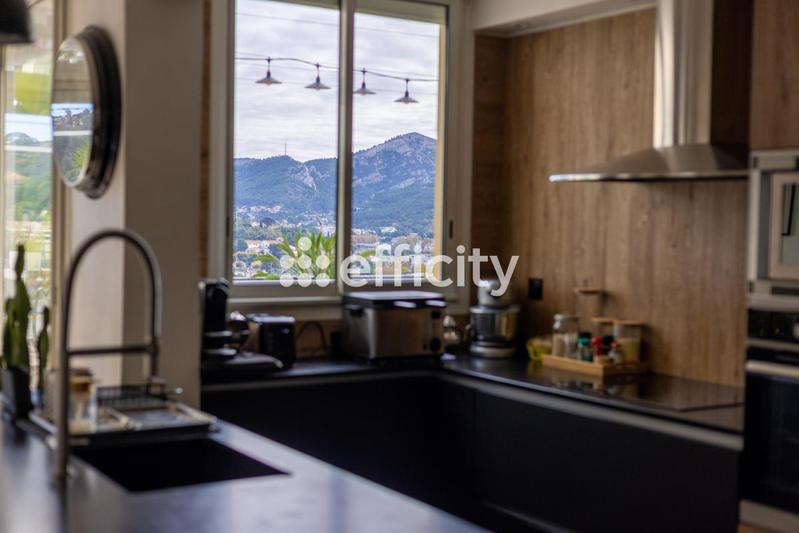 Appartement - 107 m² - 3 pièces