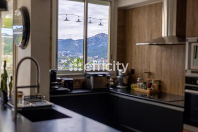 Appartement - 107 m² - 3 pièces