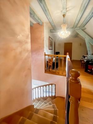 Maison - 290 m² - 7 pièces