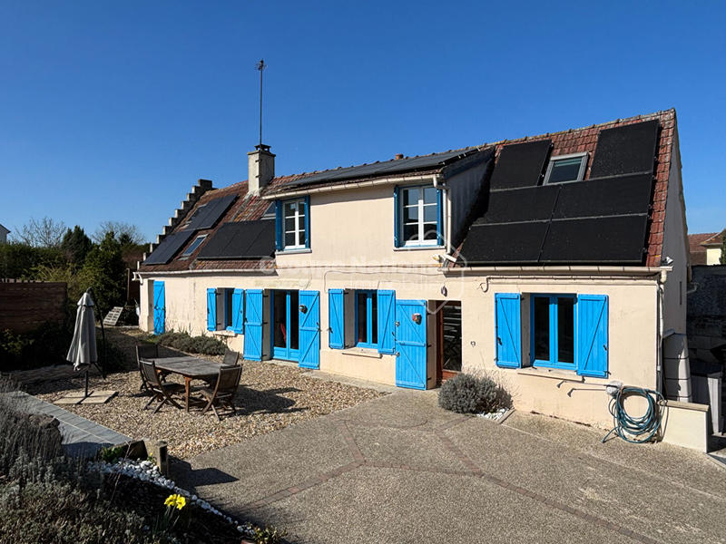Maison - 120 m² - 6 pièces