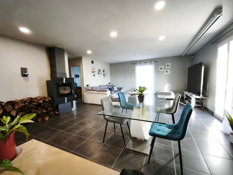 Maison - 165 m² - 6 pièces