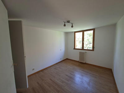Maison - 99 m² - 4 pièces