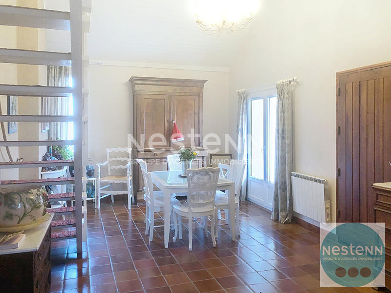 Maison - 182 m² - 8 pièces