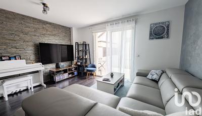 Maison - 84 m² - 5 pièces