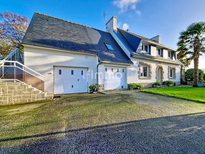 Maison - 140 m² - 6 pièces