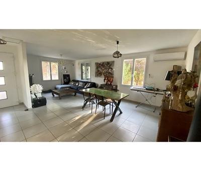 Villa - 93 m² - 3 pièces