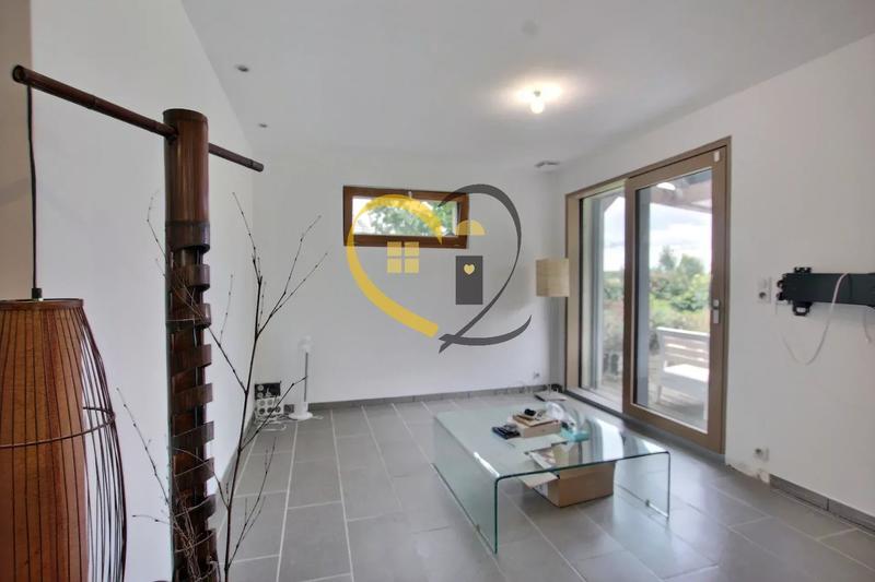 Maison - 135 m² - 6 pièces