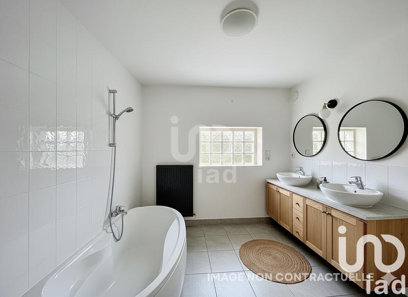 Maison - 183 m² - 7 pièces