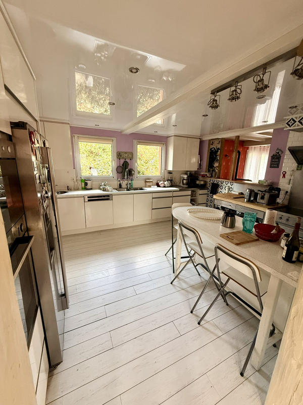 Maison ancienne - 320 m² - 11 pièces