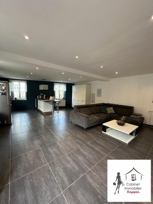 Maison - 340 m² - 10 pièces