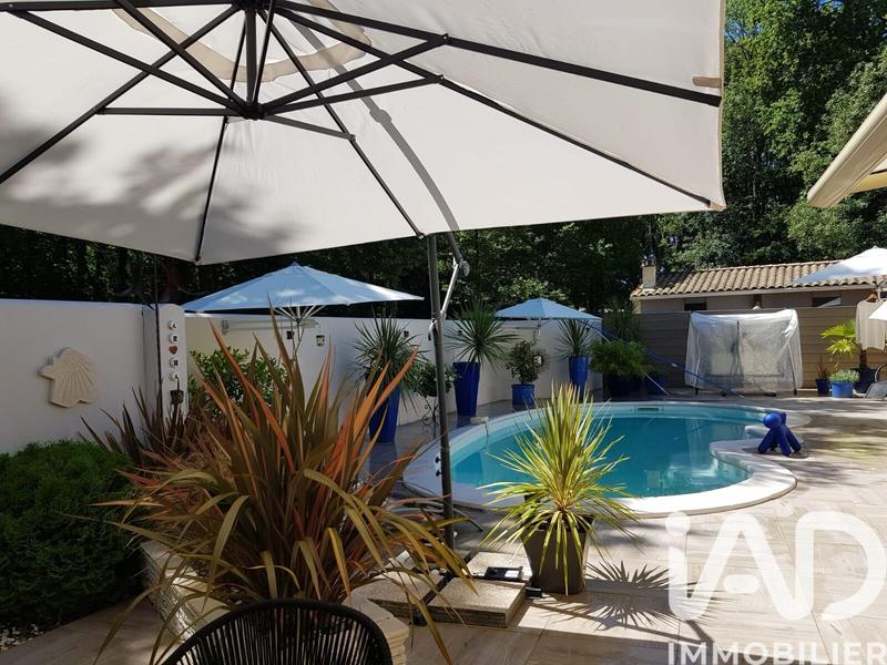 Maison - 138 m² - 5 pièces