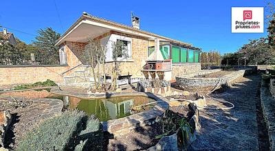 Maison - 95 m² - 5 pièces