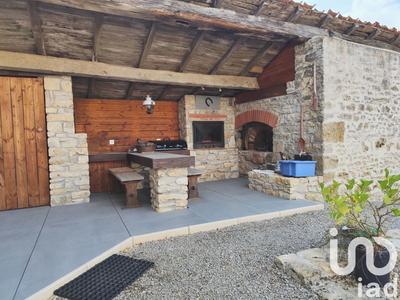 Maison - 180 m² - 6 pièces