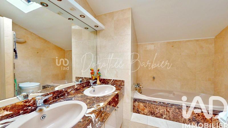 Maison - 98 m² - 4 pièces