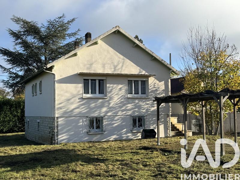 Maison - 153 m² - 7 pièces