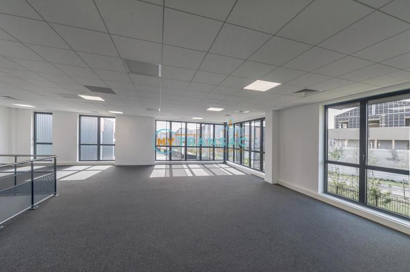 Local d'activités - 4 151 m²