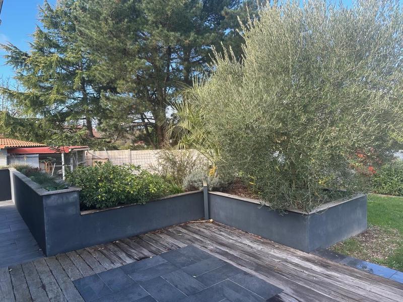 Pavillon - 97 m² - 5 pièces