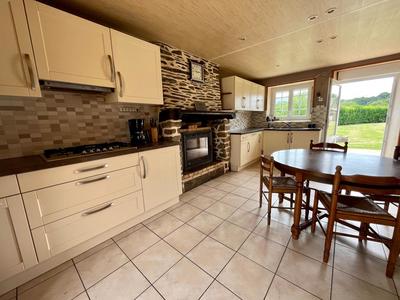 Maison - 190 m² - 6 pièces