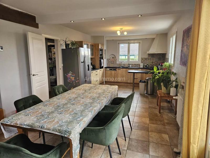 Maison - 97 m² - 6 pièces