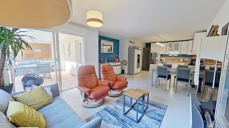 Appartement - 75 m² - 3 pièces