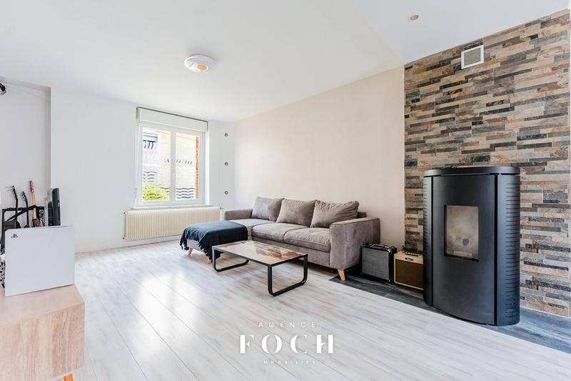 Maison - 107 m² - 5 pièces