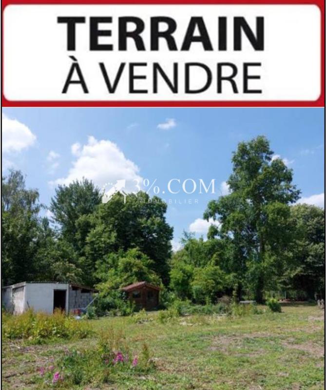 Terrain - 900 m²