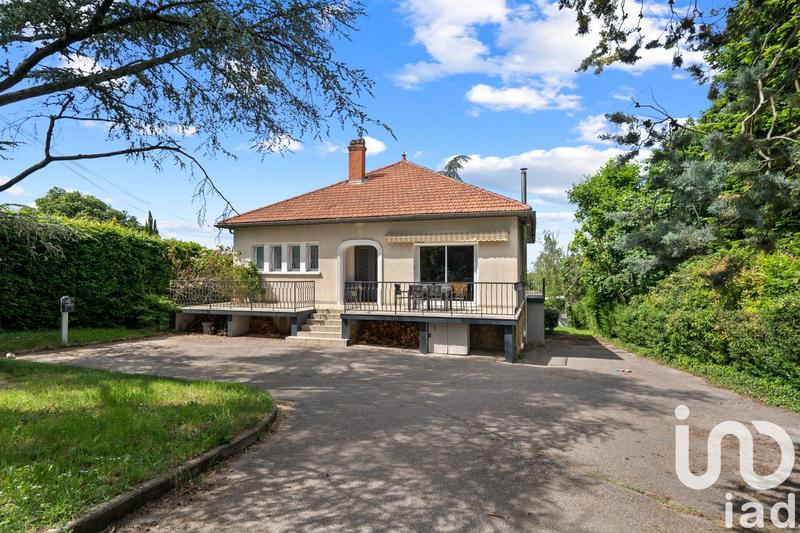 Maison - 251 m² - 6 pièces