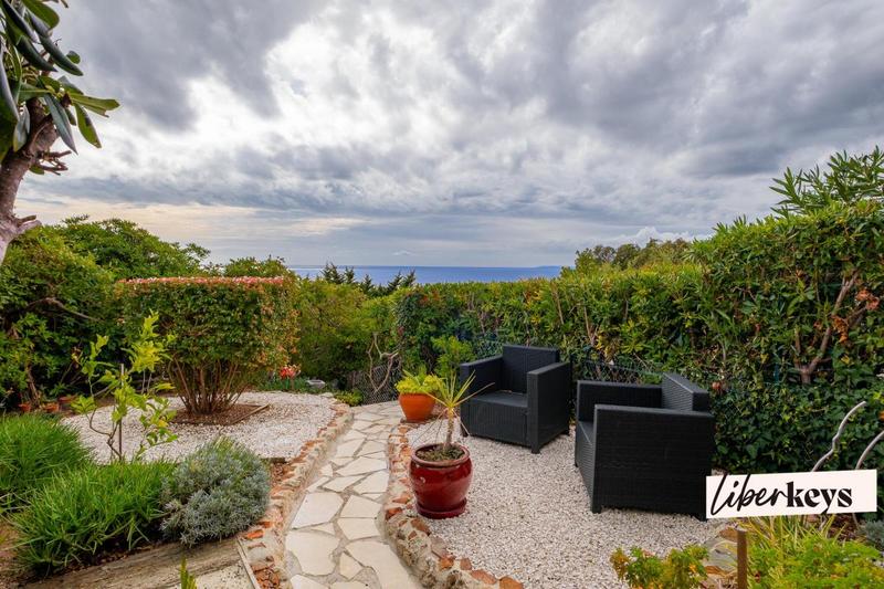 Maison - 85 m² - 3 pièces