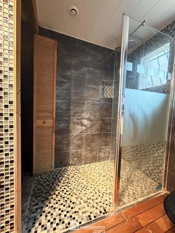 Maison - 92 m² - 4 pièces