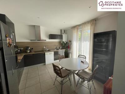 Maison - 163 m² - 8 pièces