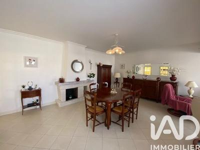 Maison - 98 m² - 5 pièces